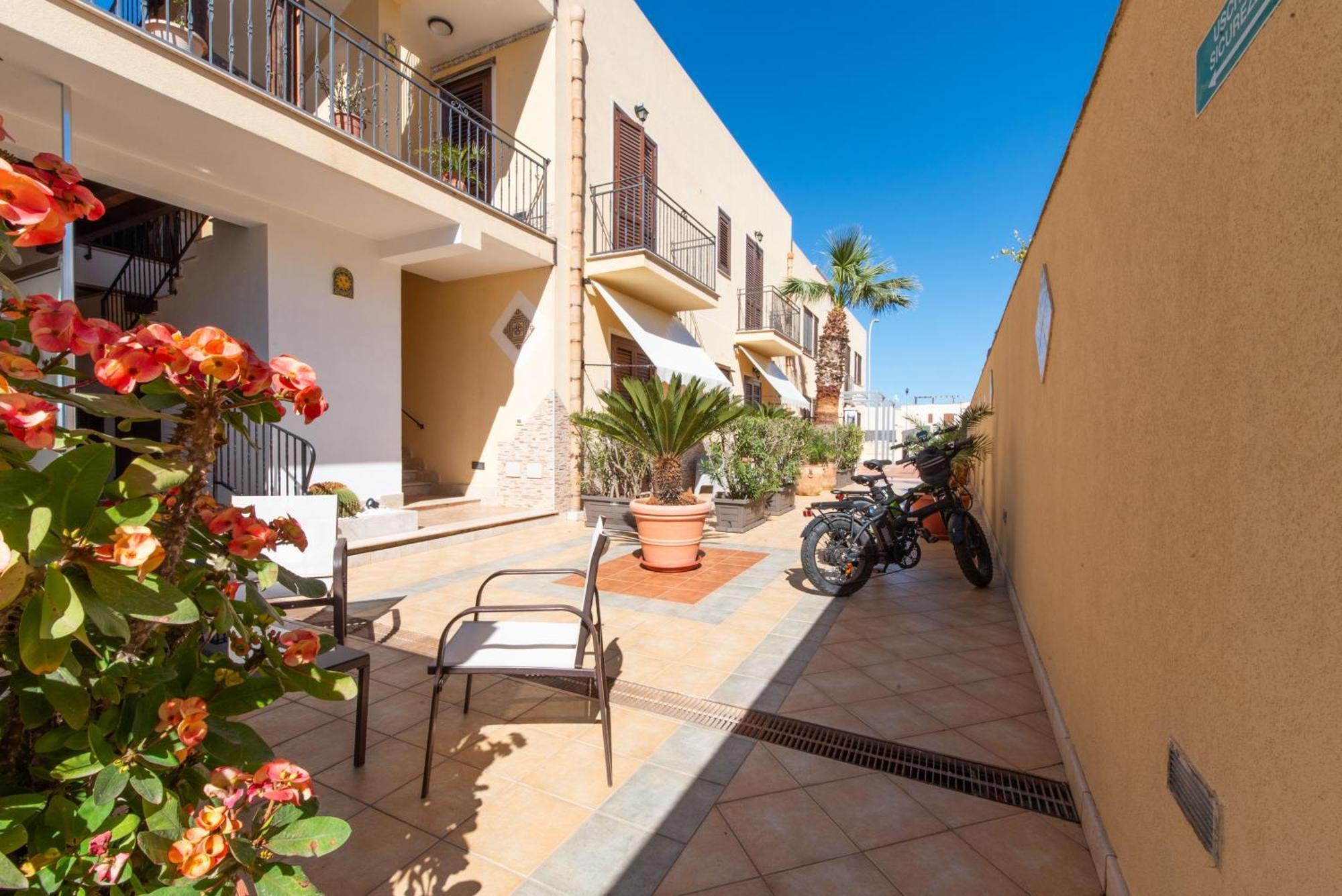 Room & Breakfast Aloe San Vito Lo Capo Exterior photo